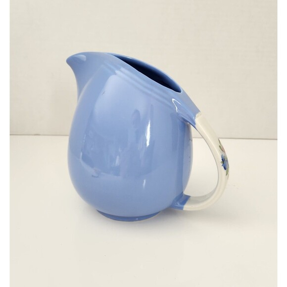 Vintage Hall’s Superior Kitchenware 1259 Rose Parade Small Pitcher /w Ice Lip - Picture 1 of 7